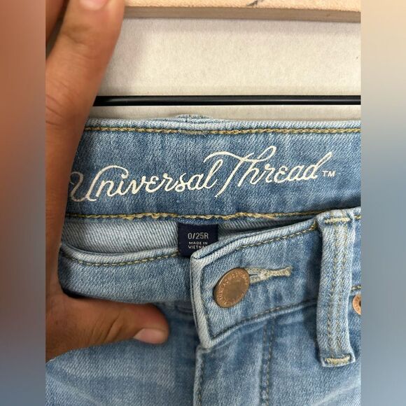 Universal Thread Jeans Women's Size 25 R Distressed High Rise Skinny
Blue Denim - Picture 3 of 5